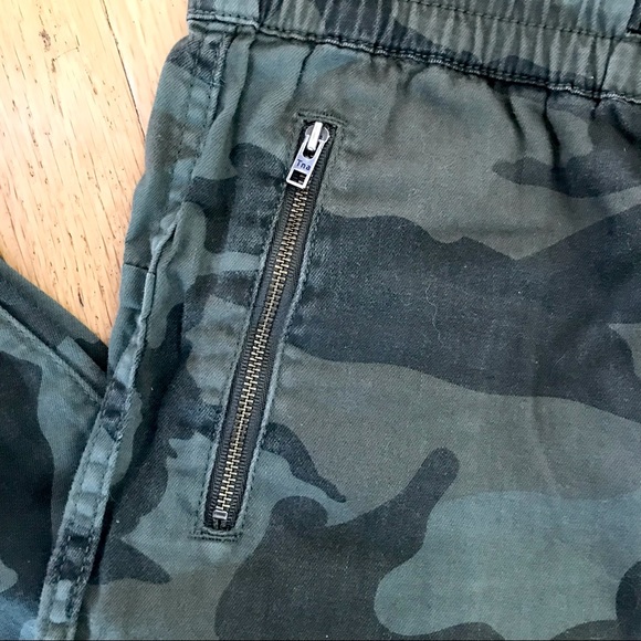 TNA Aritzia Alex Camo Jogger XS - Picture 4 of 9